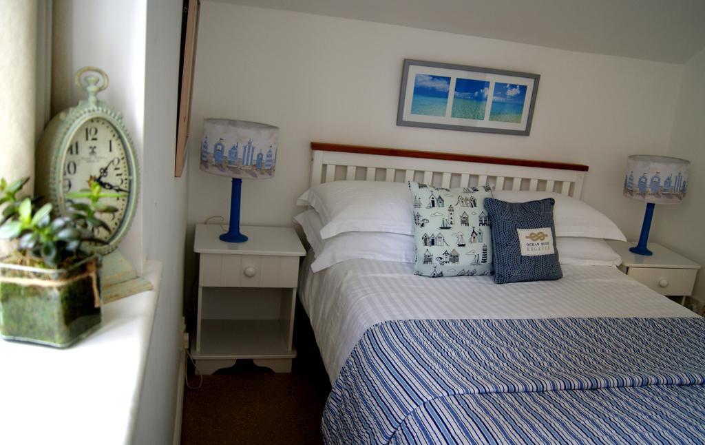 Sunset Guest House Hunstanton Zewnętrze zdjęcie The bedroom at The Old Post Office