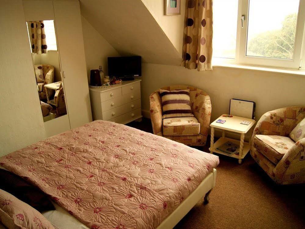 Sunset Guest House Hunstanton Zewnętrze zdjęcie A bedroom in a typical residential home